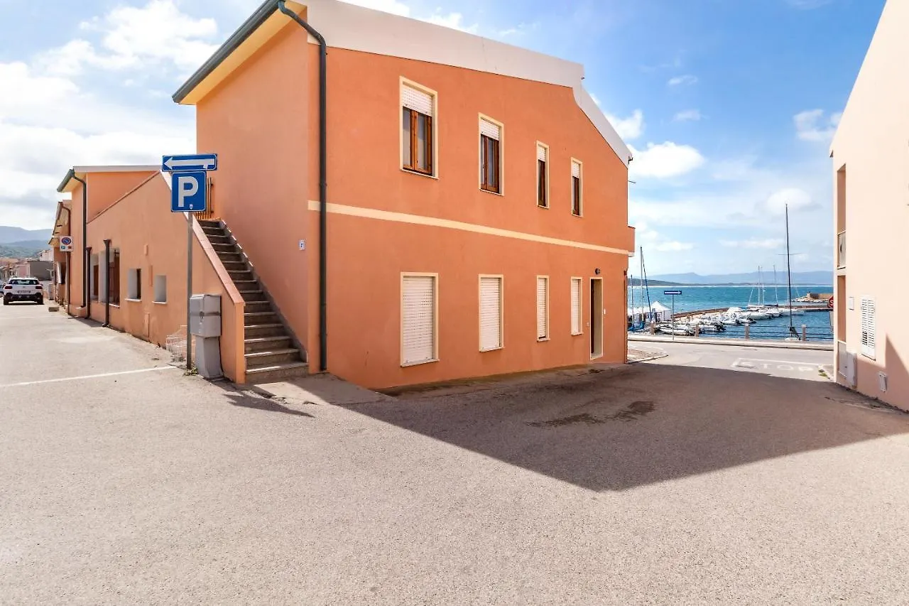 Casa Spiaggia Molo 1 Isola Rossa  0*, Isola Rossa (Sassari) Itálie