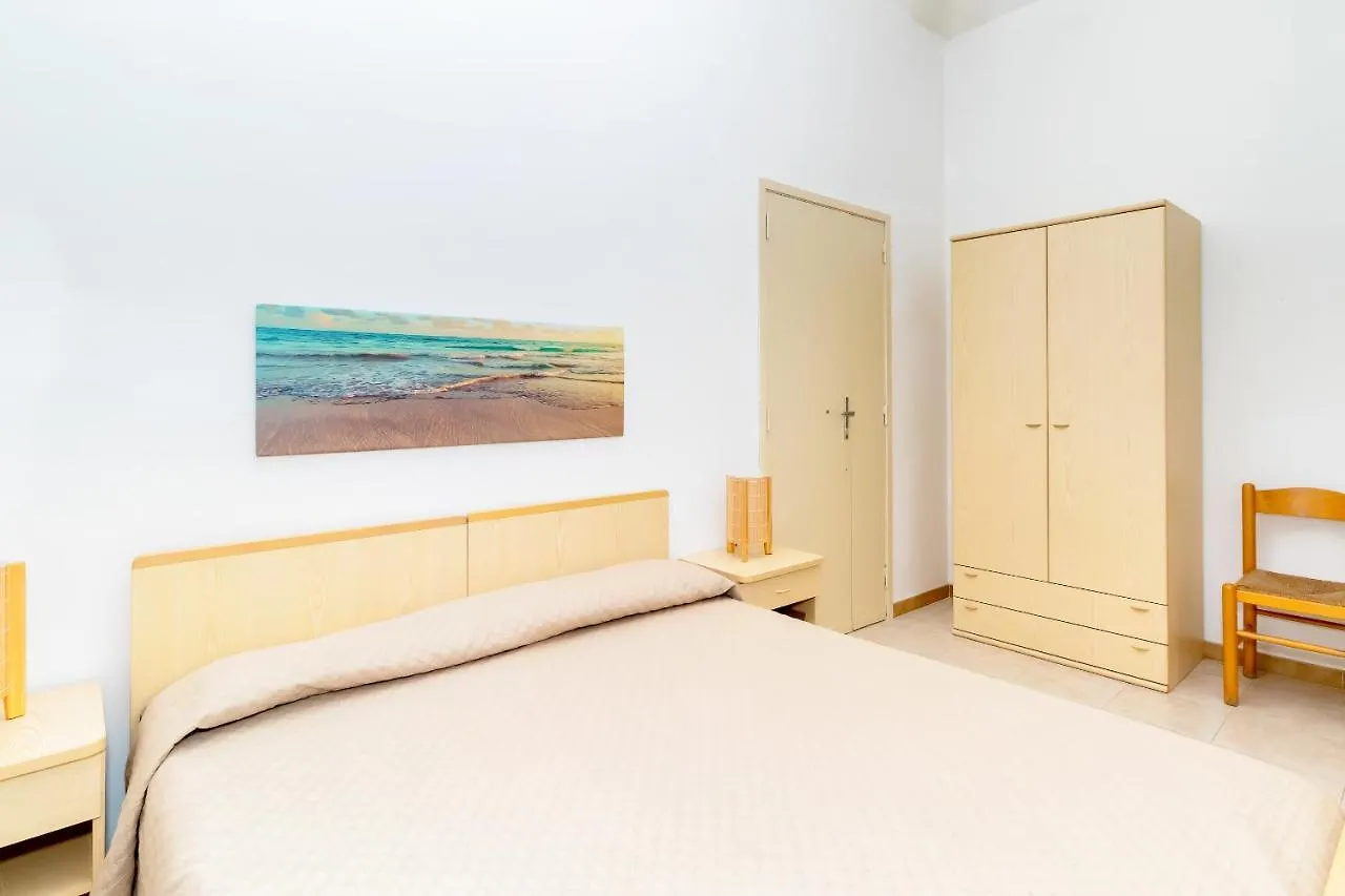 Casa Spiaggia Molo 1 ايزولا روسا إيطاليا